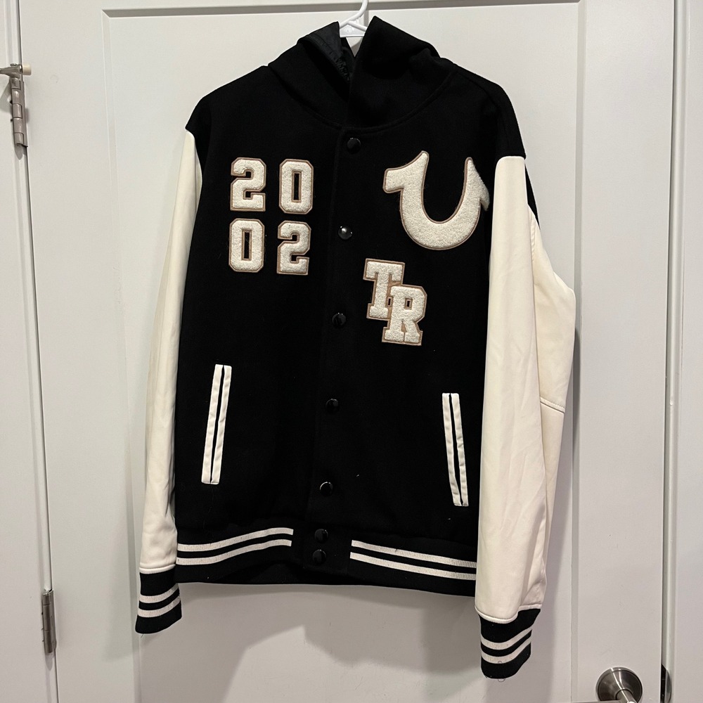 True Religion Mens Hooded Varsity Letterman Jacket Black Cream Chenille Patch L